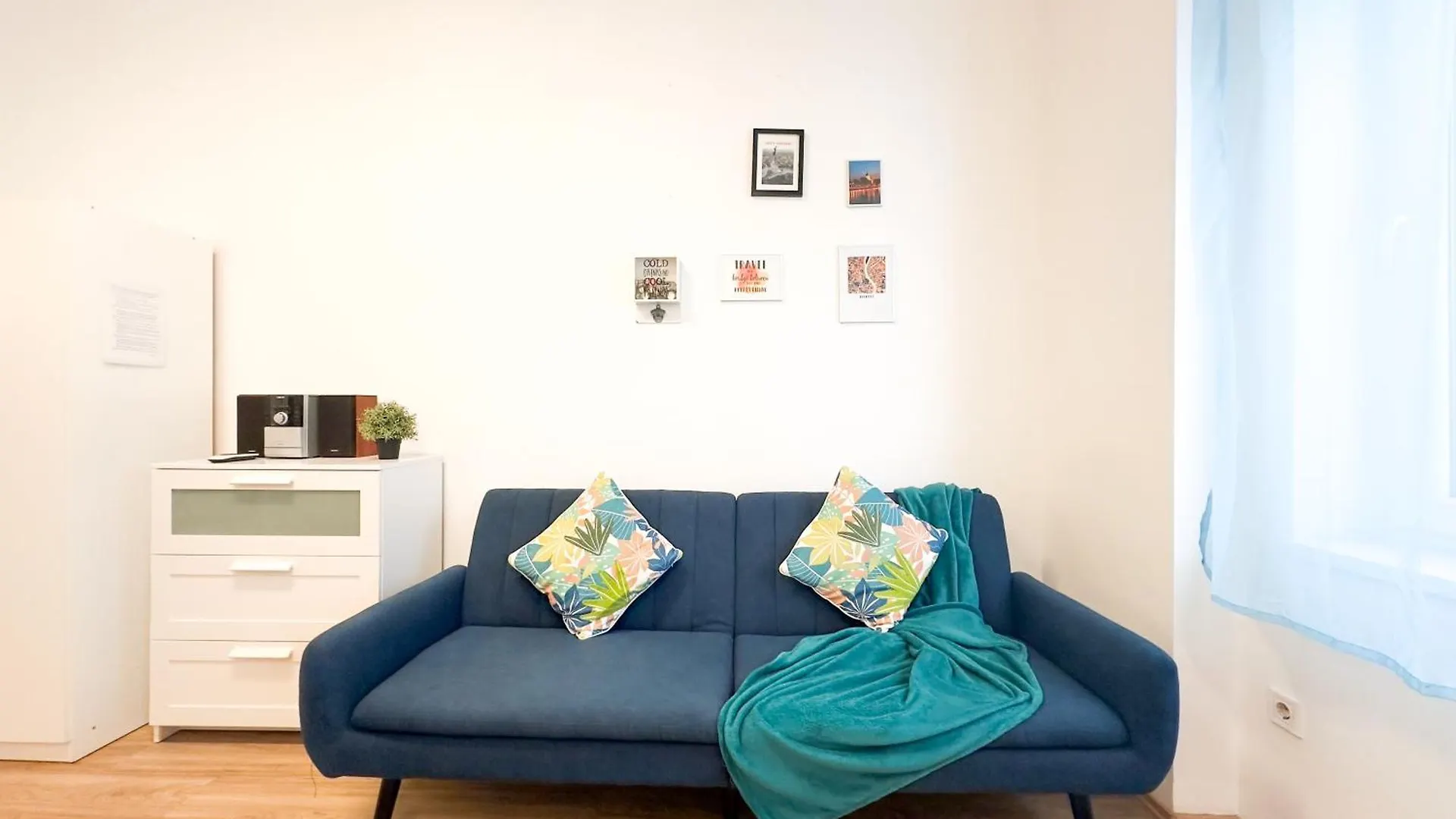 Spacious Buda Apartment Air Conditioning Budapest
