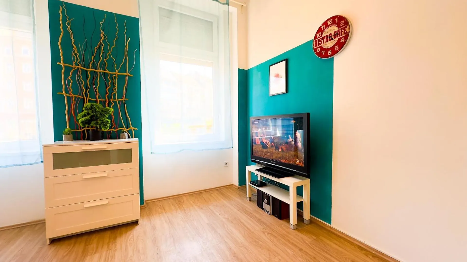 Spacious Buda Apartment Air Conditioning Budapest