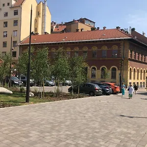 Хостел Season 2, Будапешт