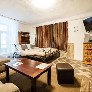  Apartment Gul Baba Saray