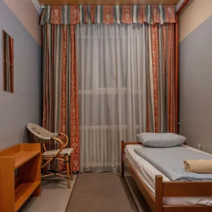 Deep Albergue