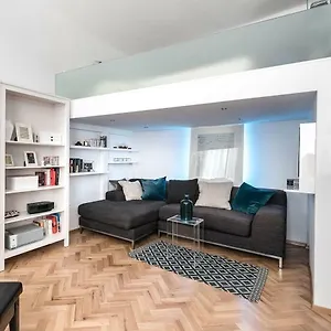  Apartment Elegant