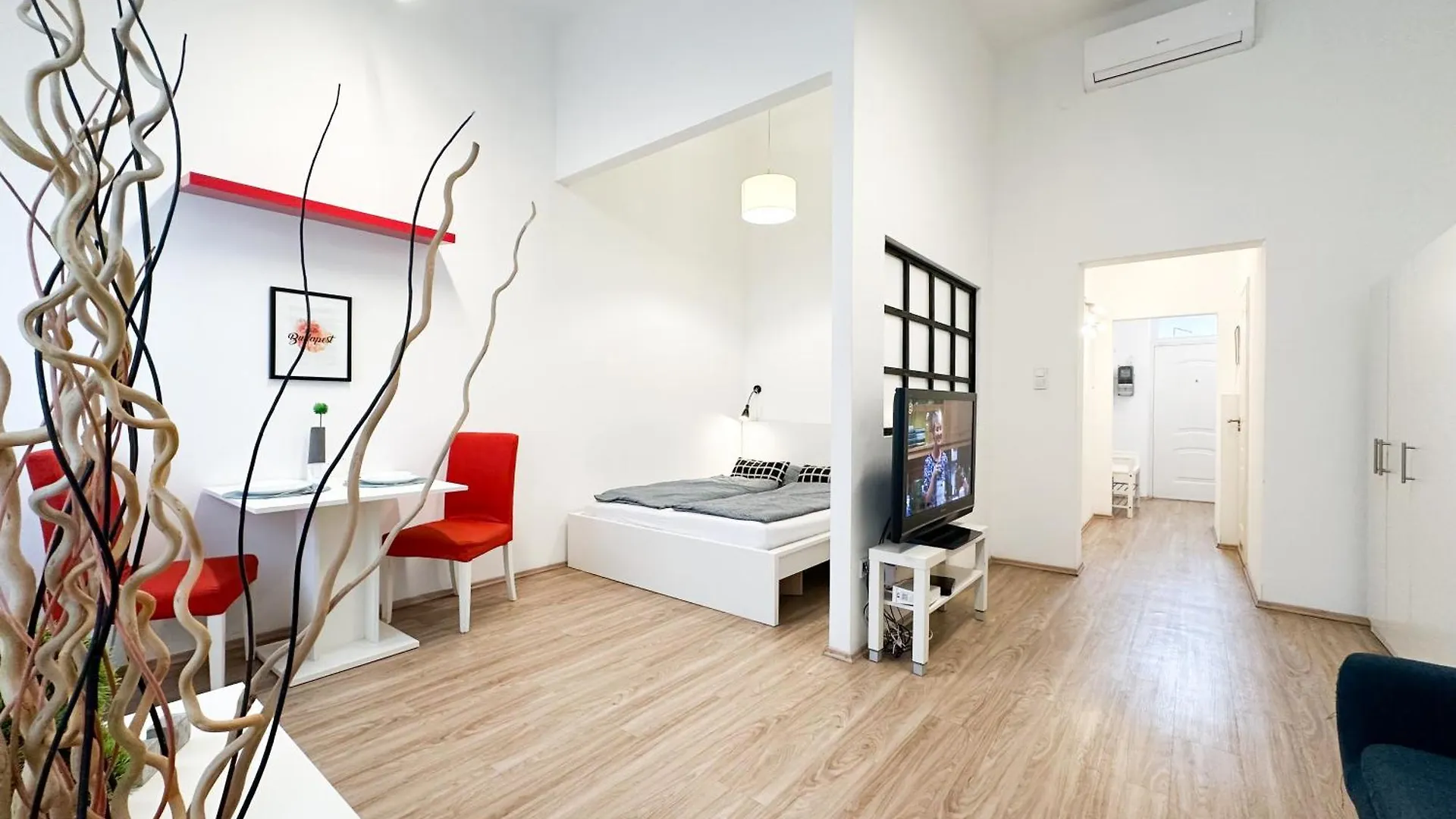 Spacious Buda Apartment Air Conditioning Budapest