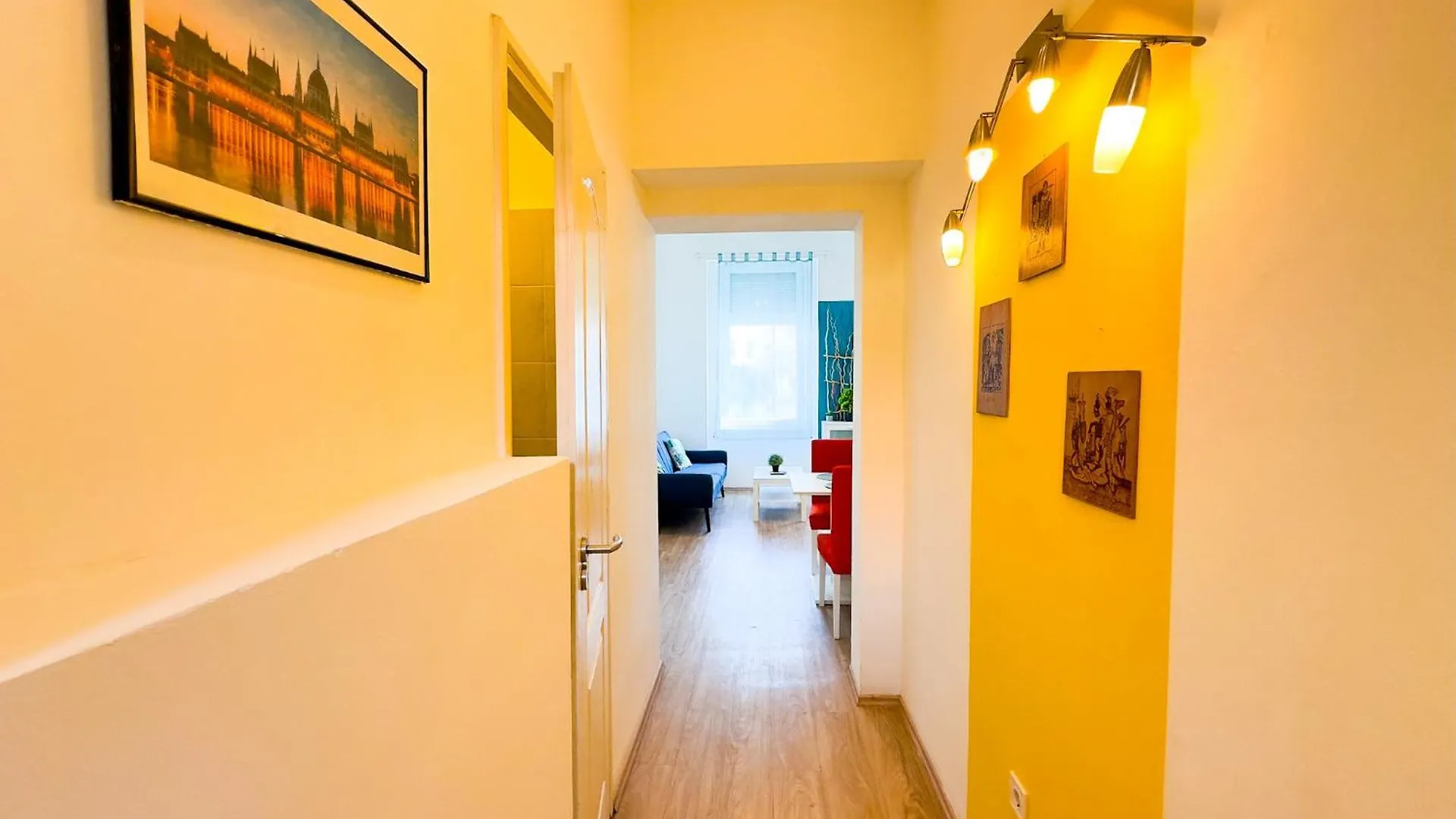 Spacious Buda Apartment Air Conditioning Budapest